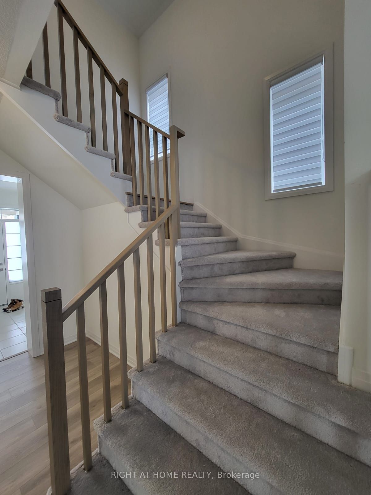34 Copperhill Hts