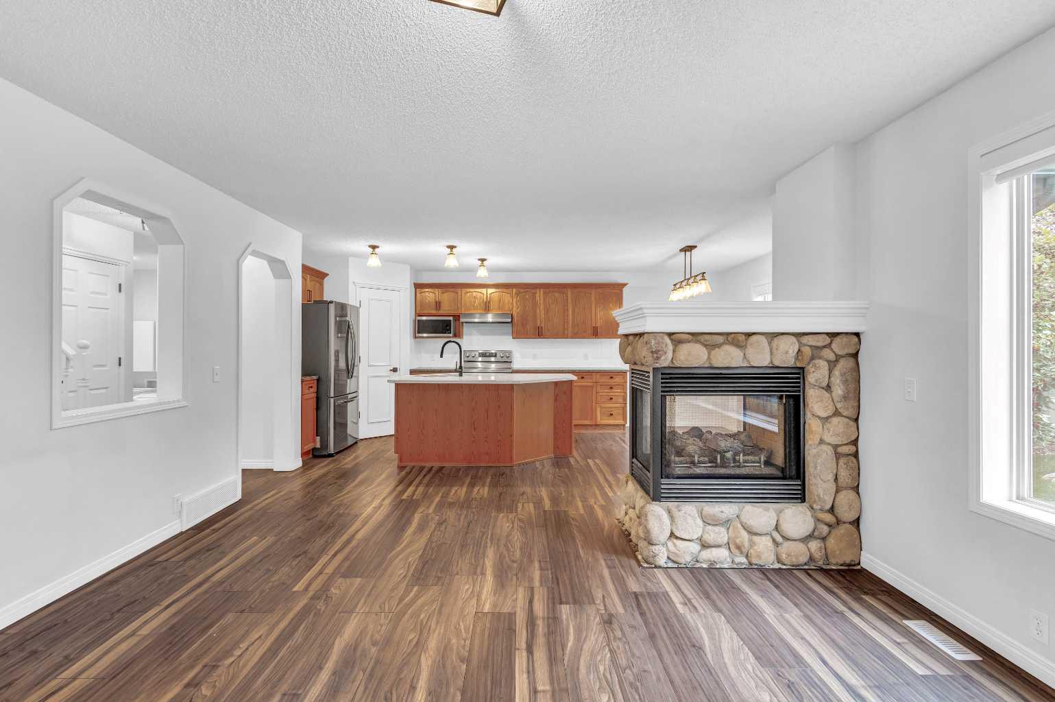 331 Springbank Place SW