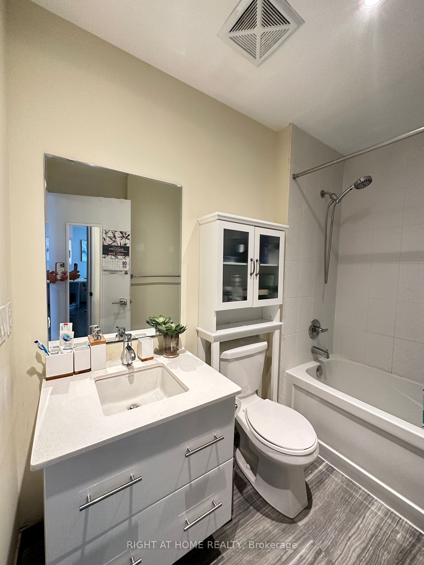 555 E Wilson Ave E615