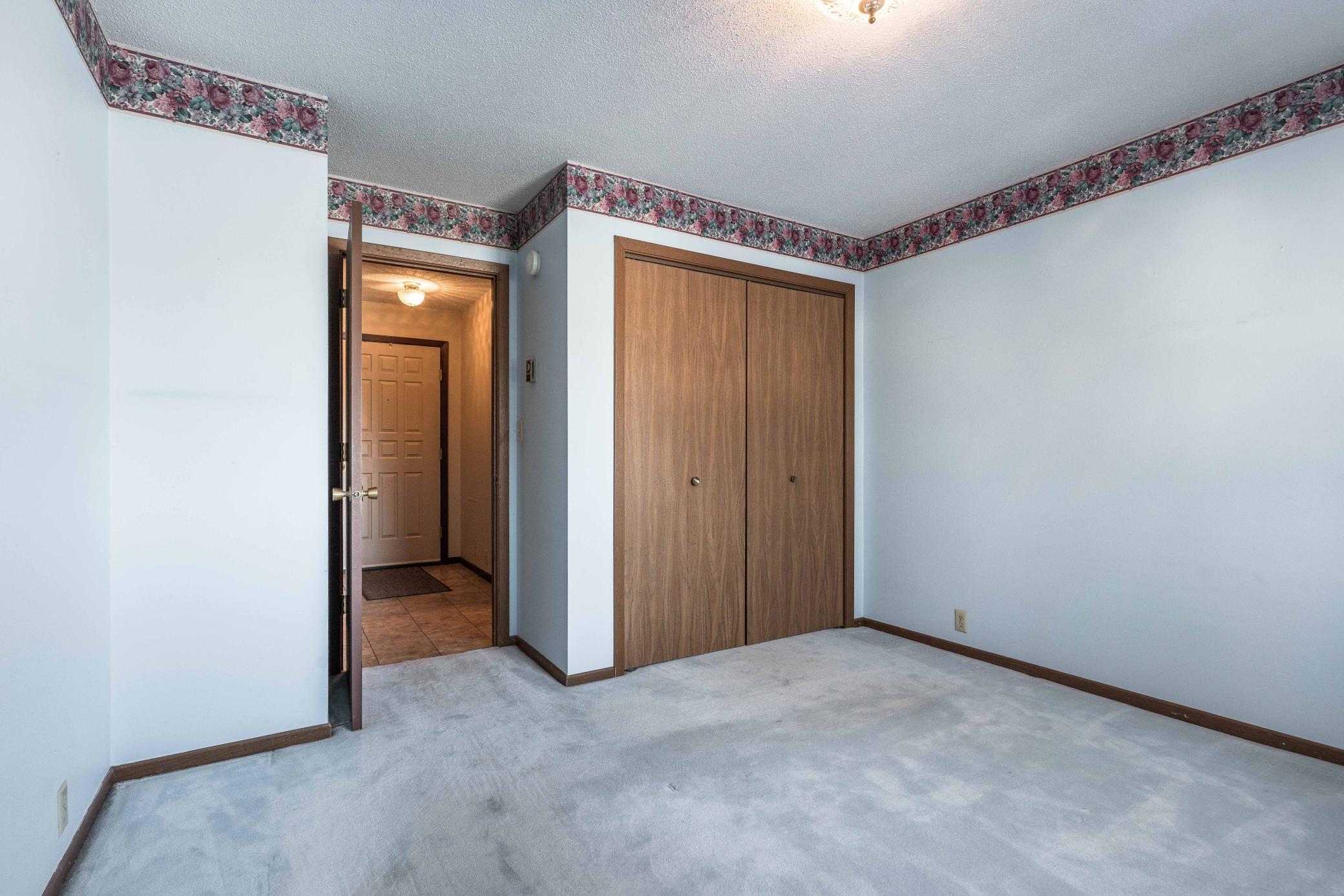 100 Kennedy Park Circle 202