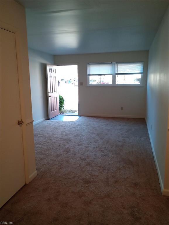 2230 Acorn Cove