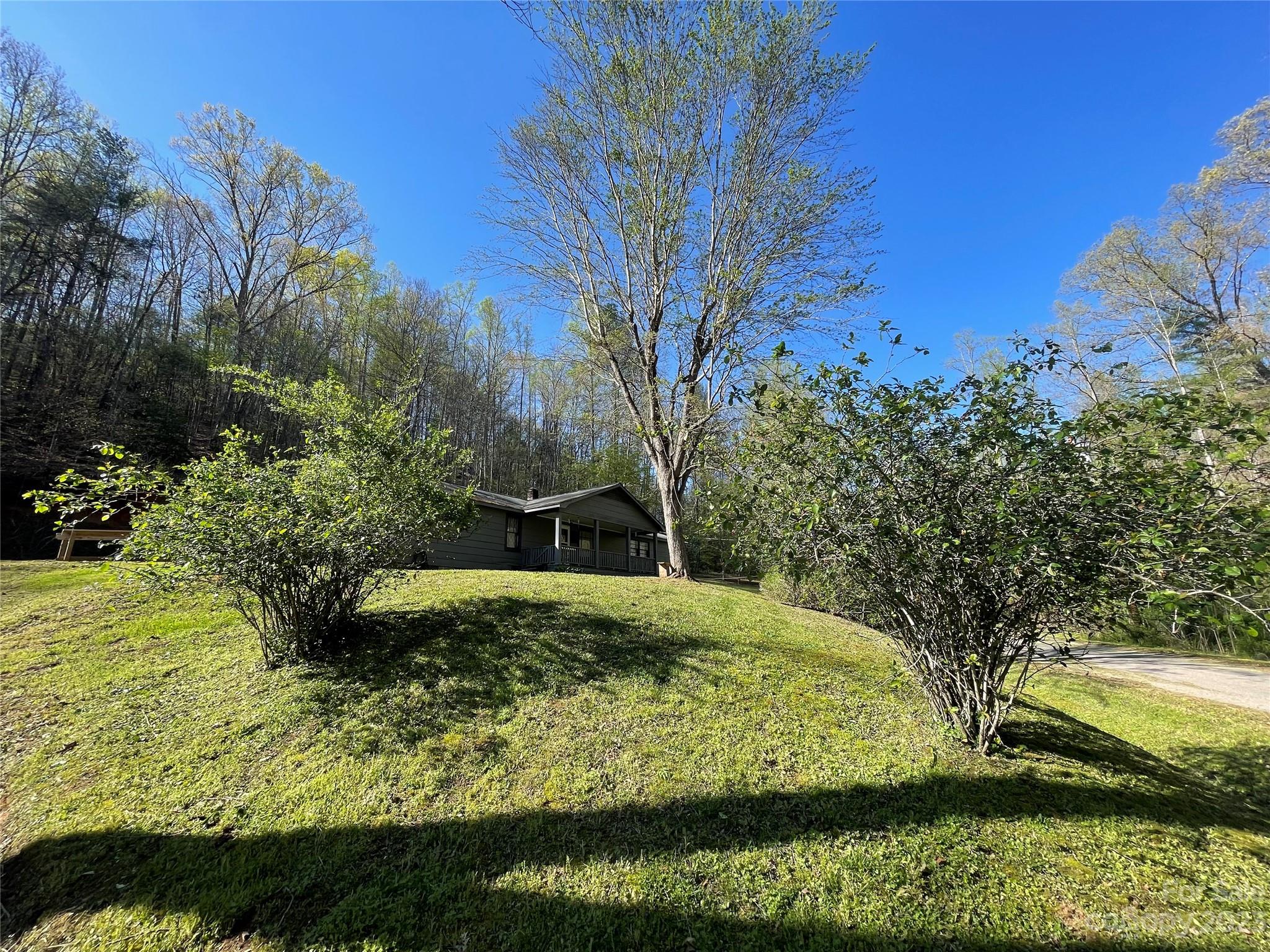 1495 Slope Terrace