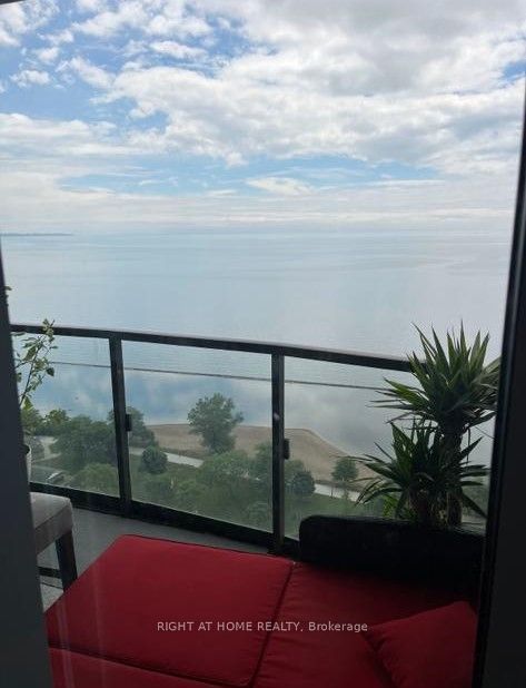 1928 W Lakeshore Blvd 2708