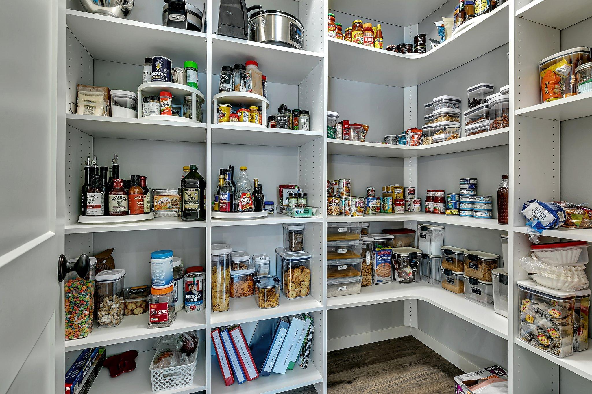 1905 Sandstone Court