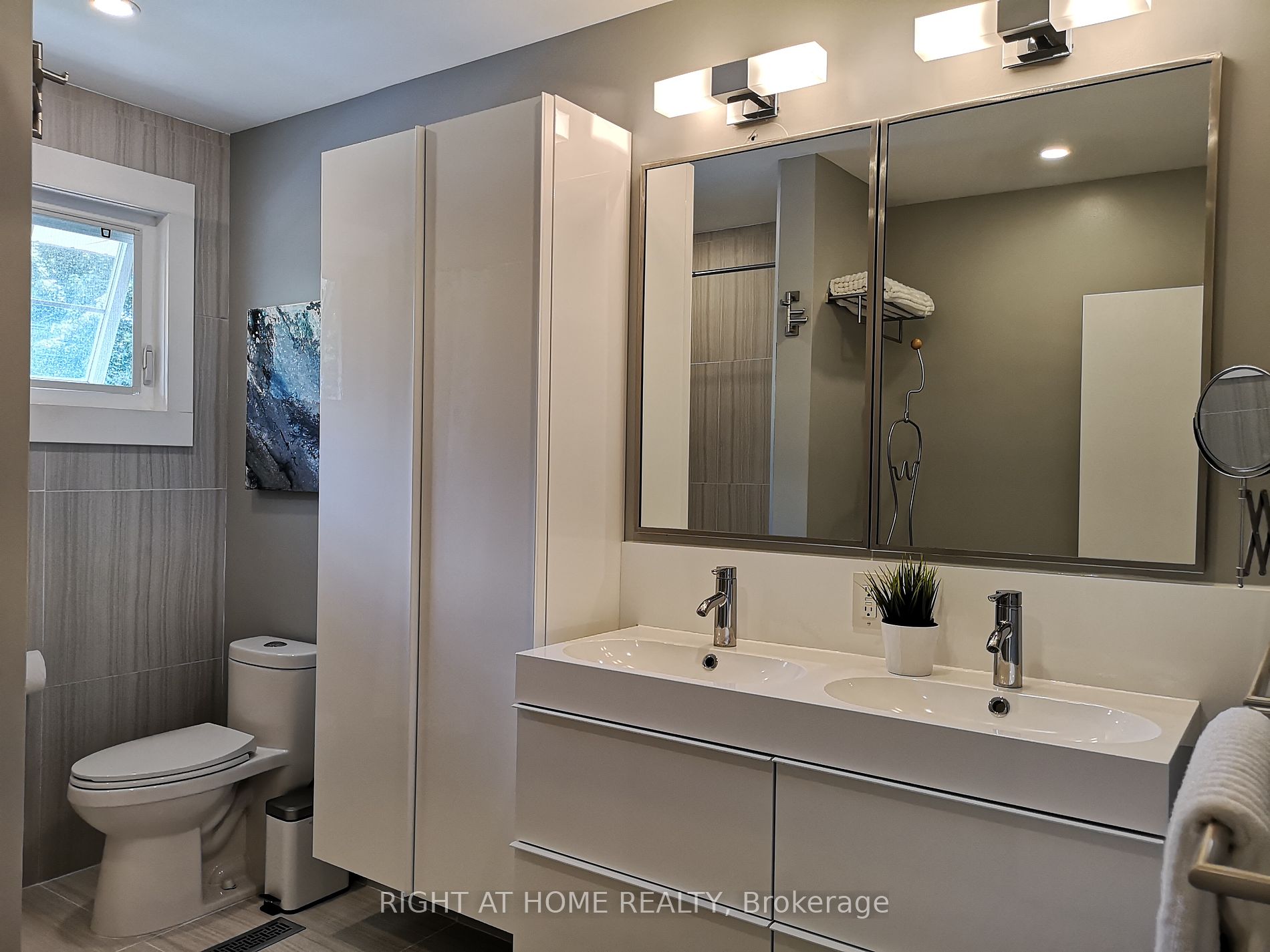 276 Kaiser Cres