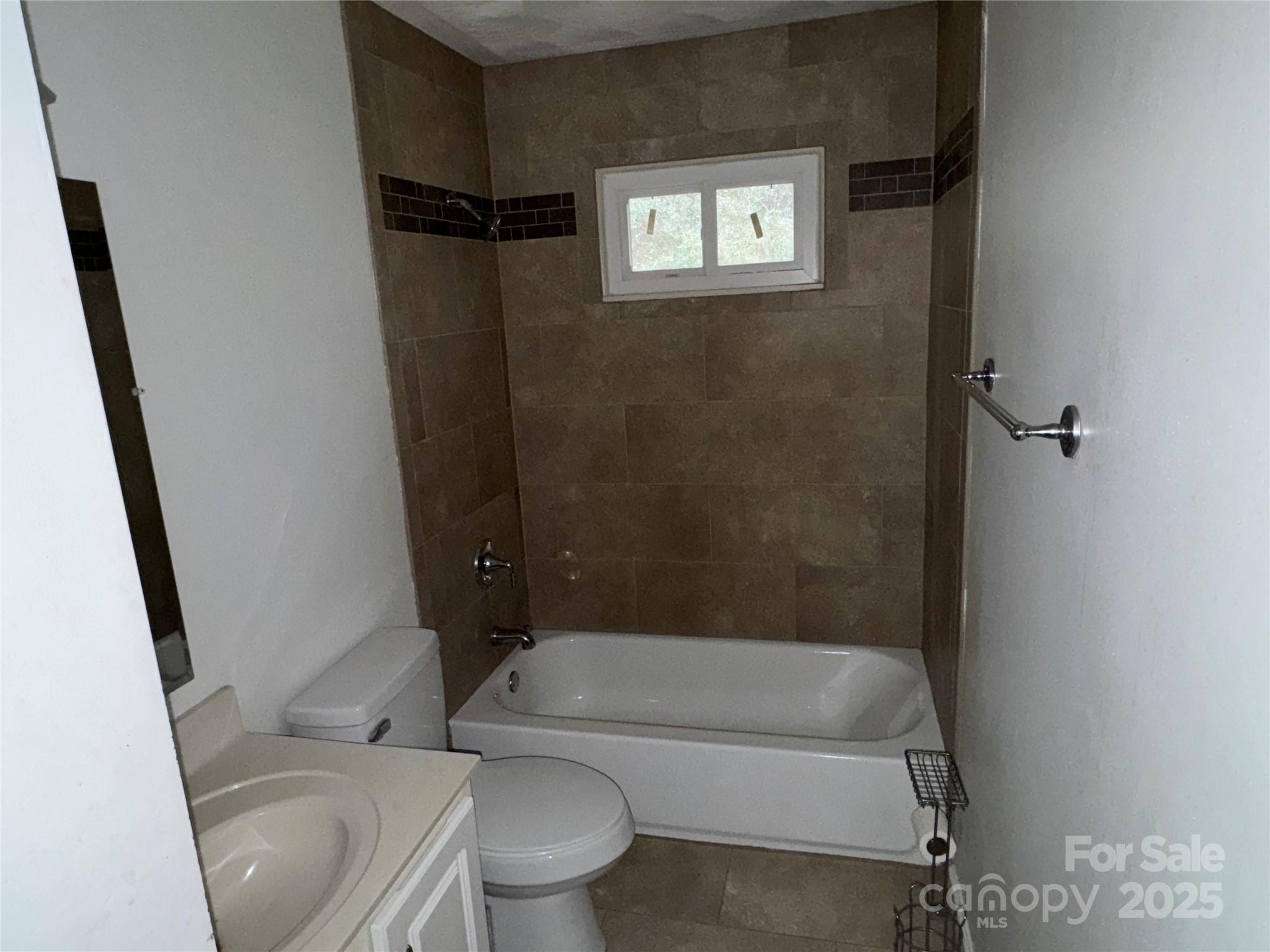 2706 and 2708 Harwell Street