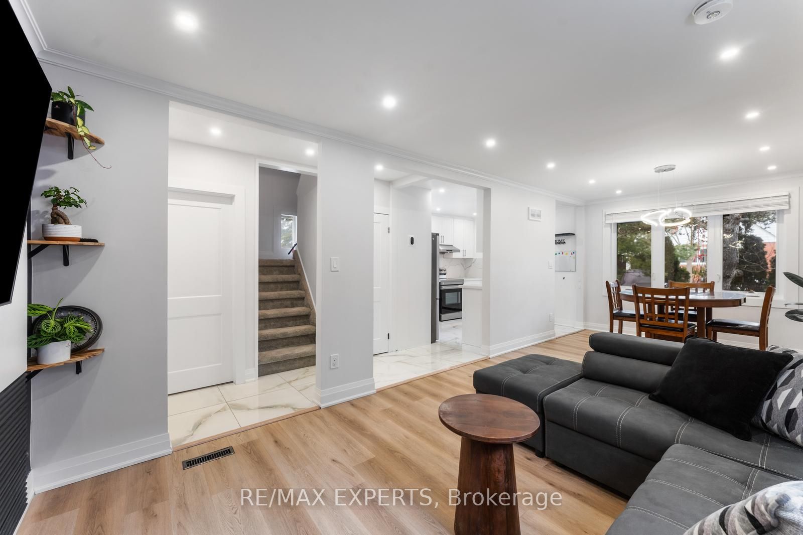 85 Tiago Ave