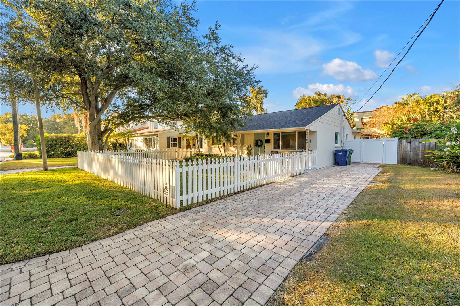 4309 W Obispo Street