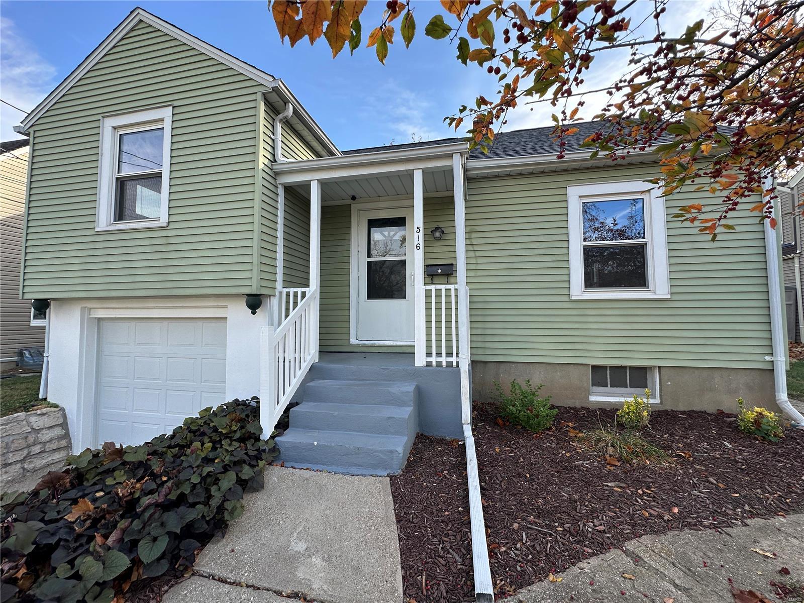 516 Flora Avenue