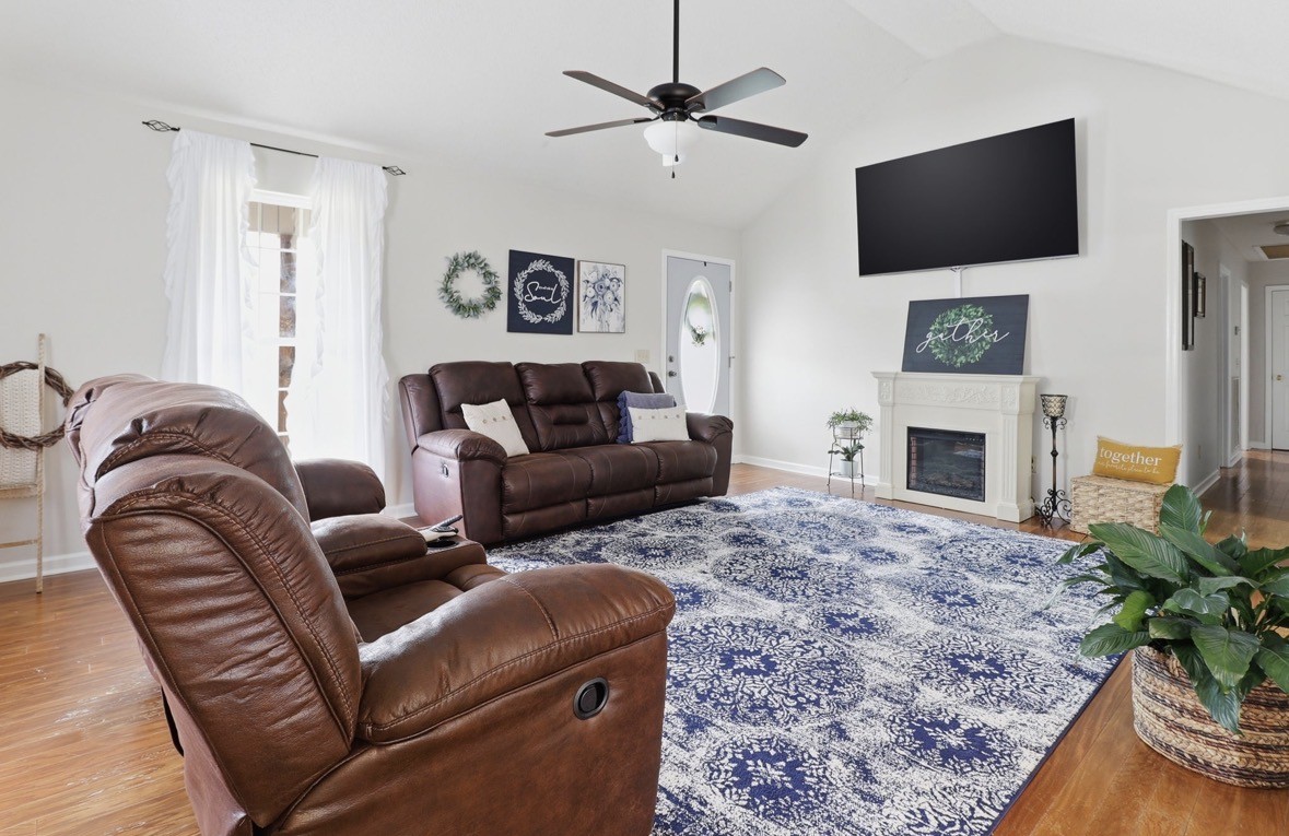 138 Poplar View Ln