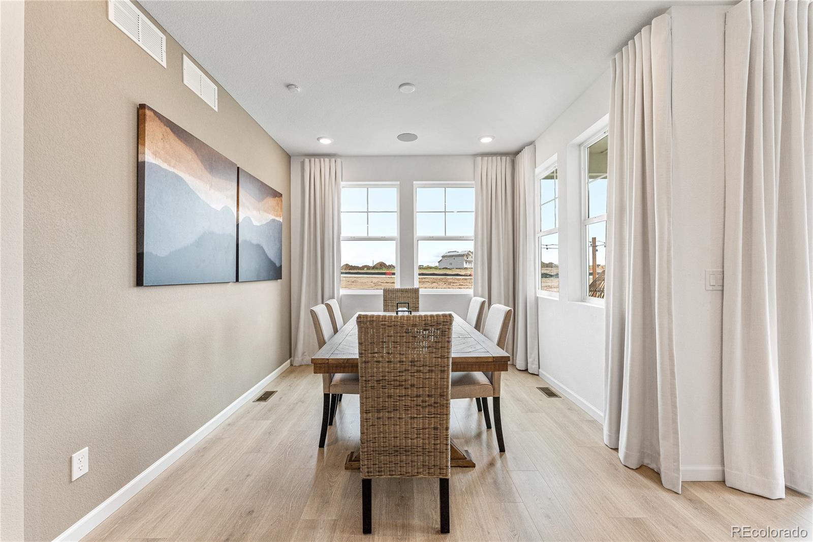 3510 N Duquesne Drive