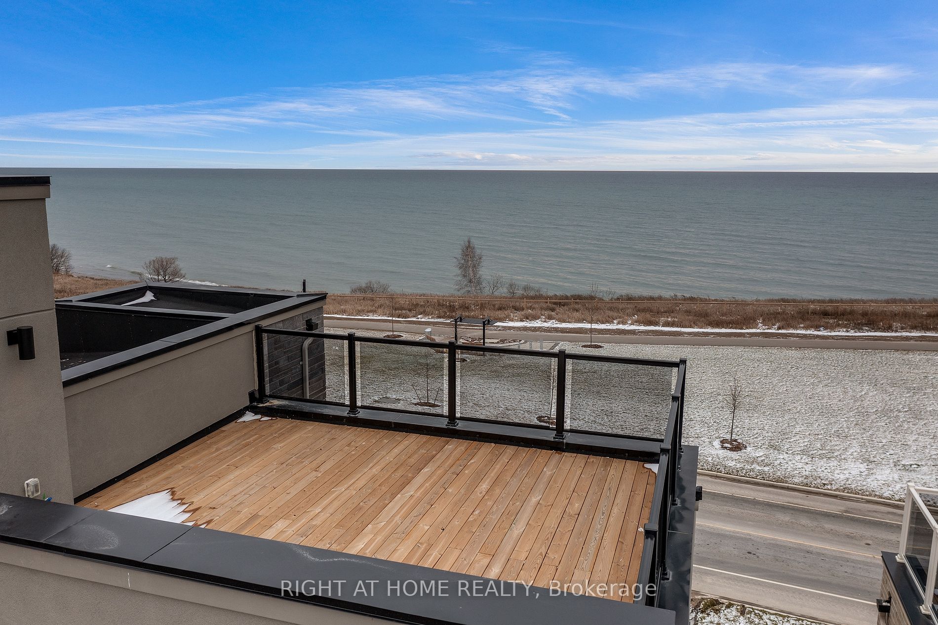 275 Port Darlington Rd