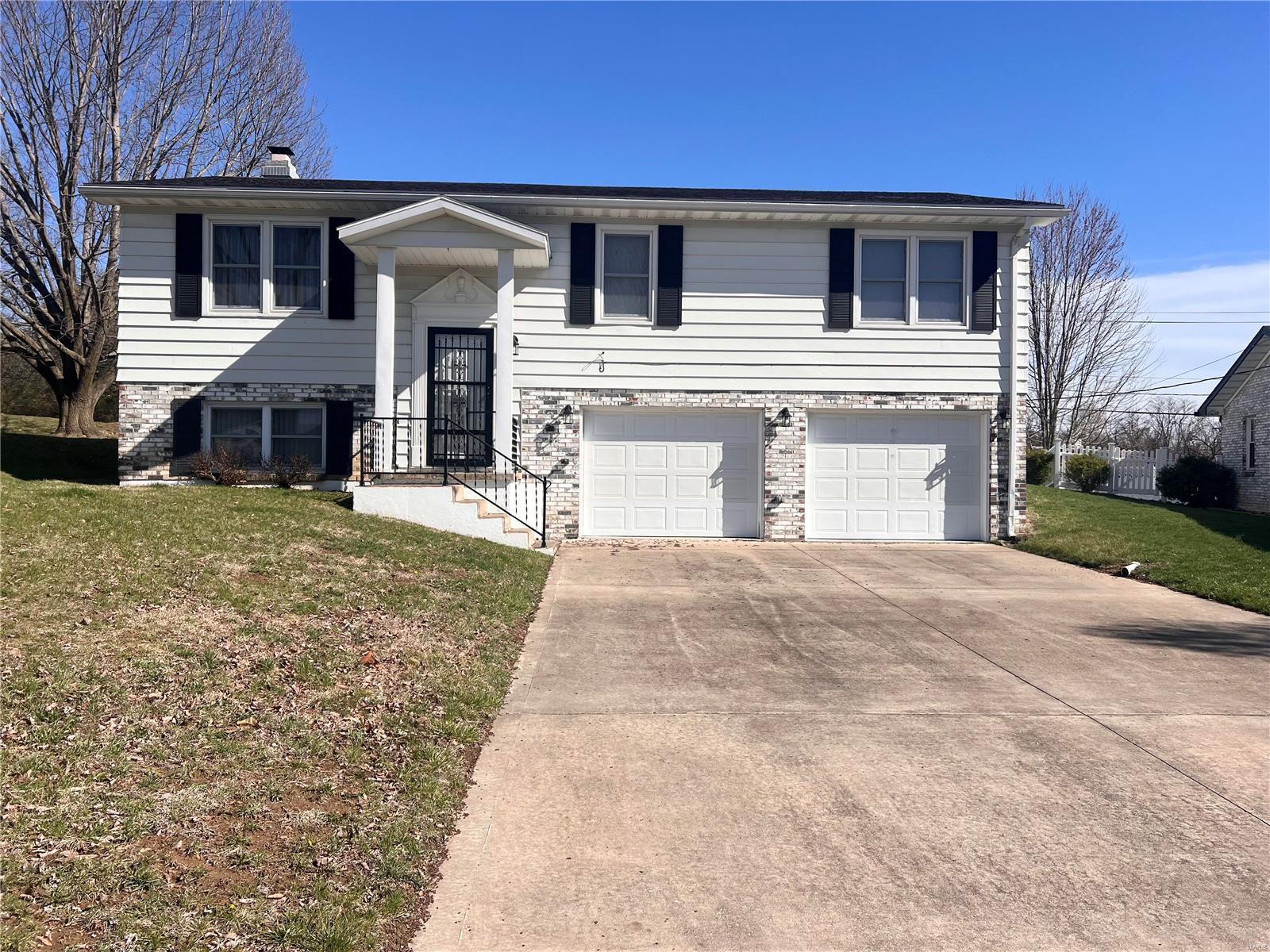 5 Hillcrest Drive