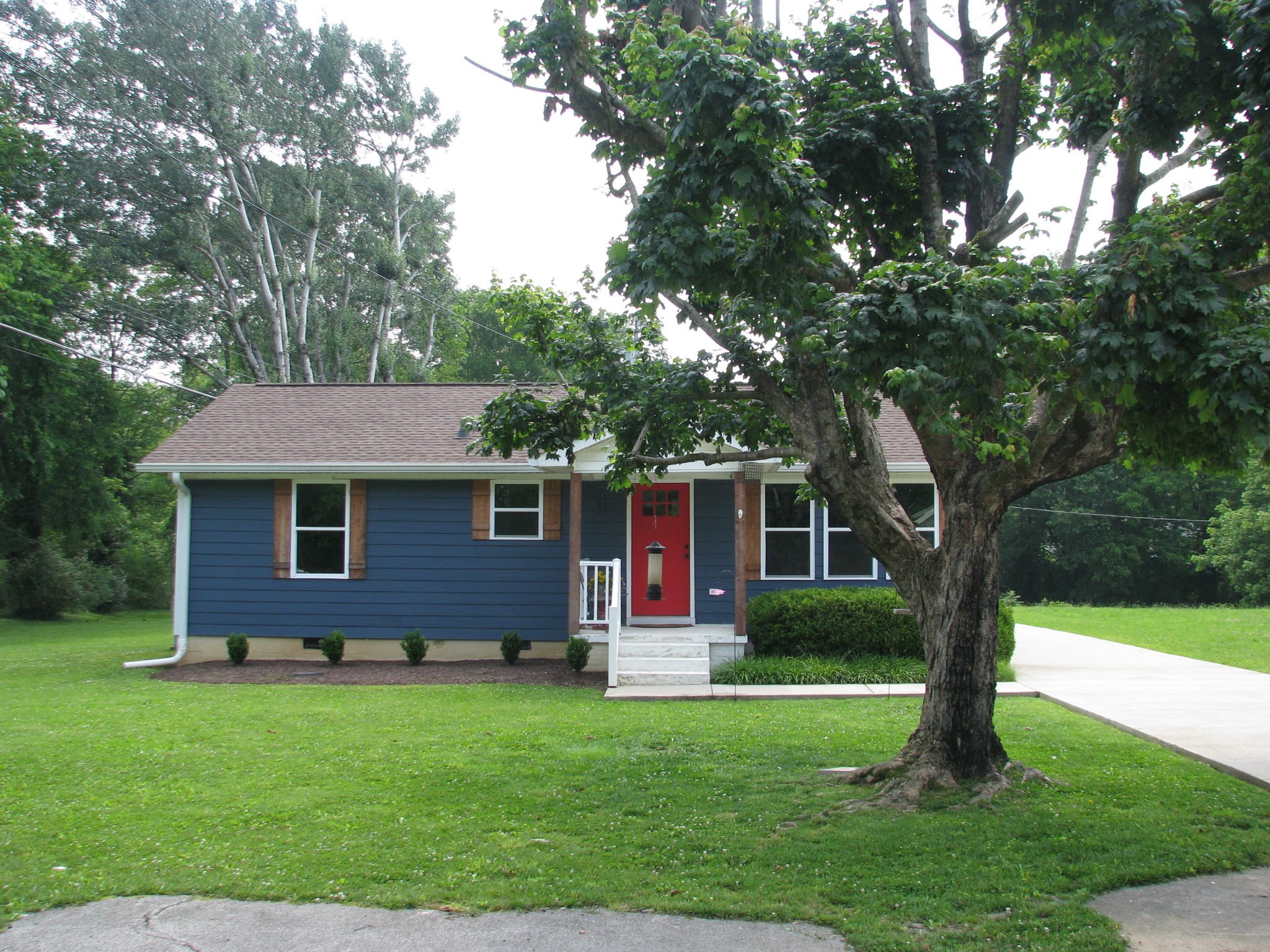 101 Simpson Ave