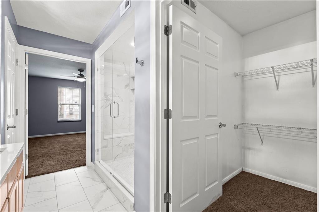 8000 N Drury Avenue 1B