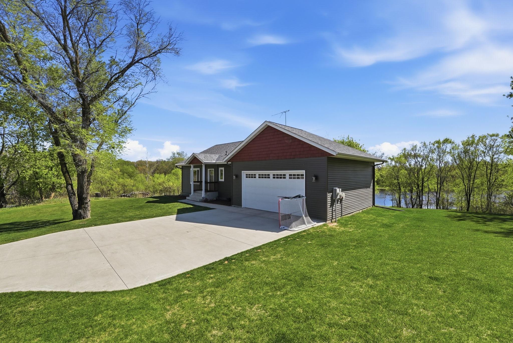 10640 Raven Loop NE