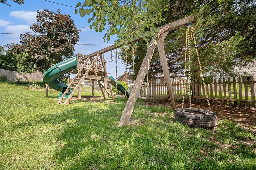 1600 NE 49th Terrace