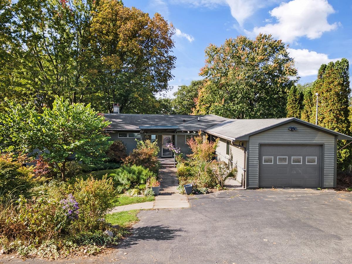 615 LANSING STATION Road