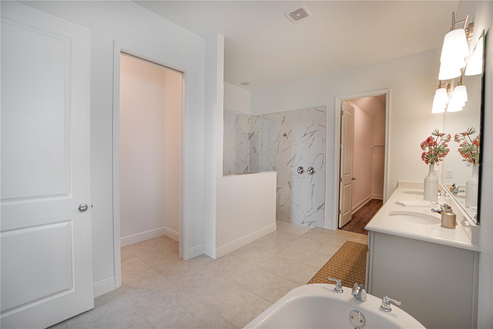 Residential for sale in Montverde, Florida, O6295145