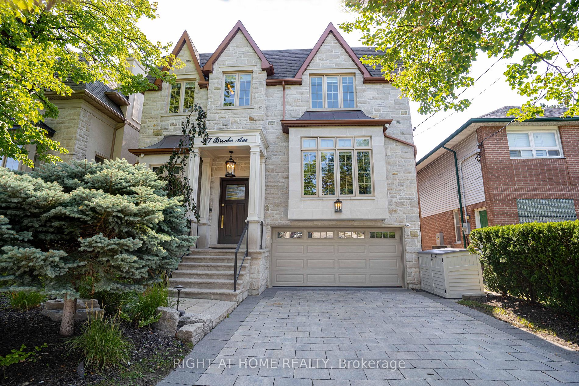 377 Brooke Ave