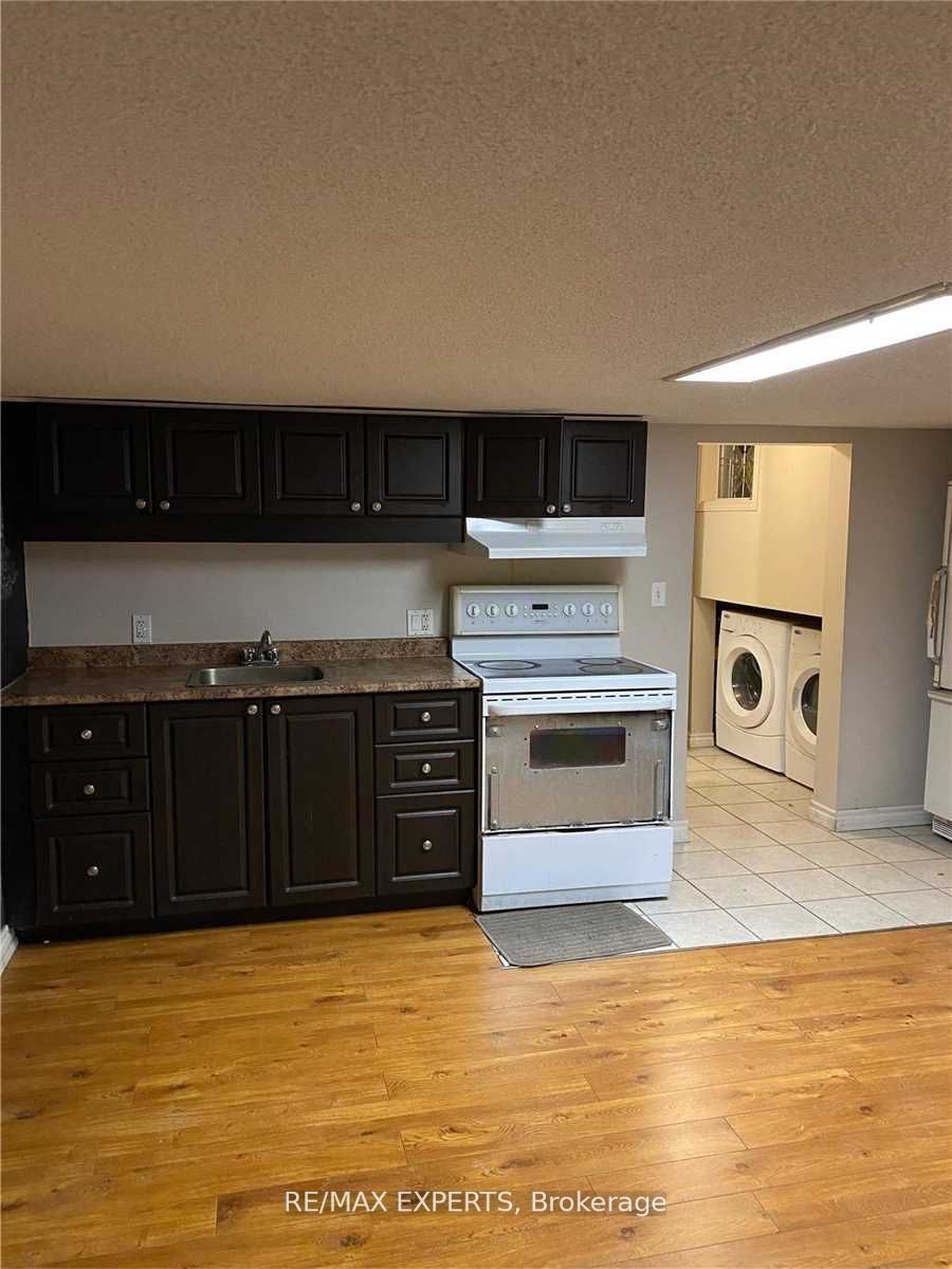 1874 Fairport Rd BSMT
