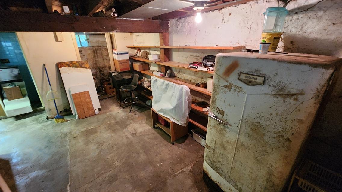 3010 Vincent Avenue N