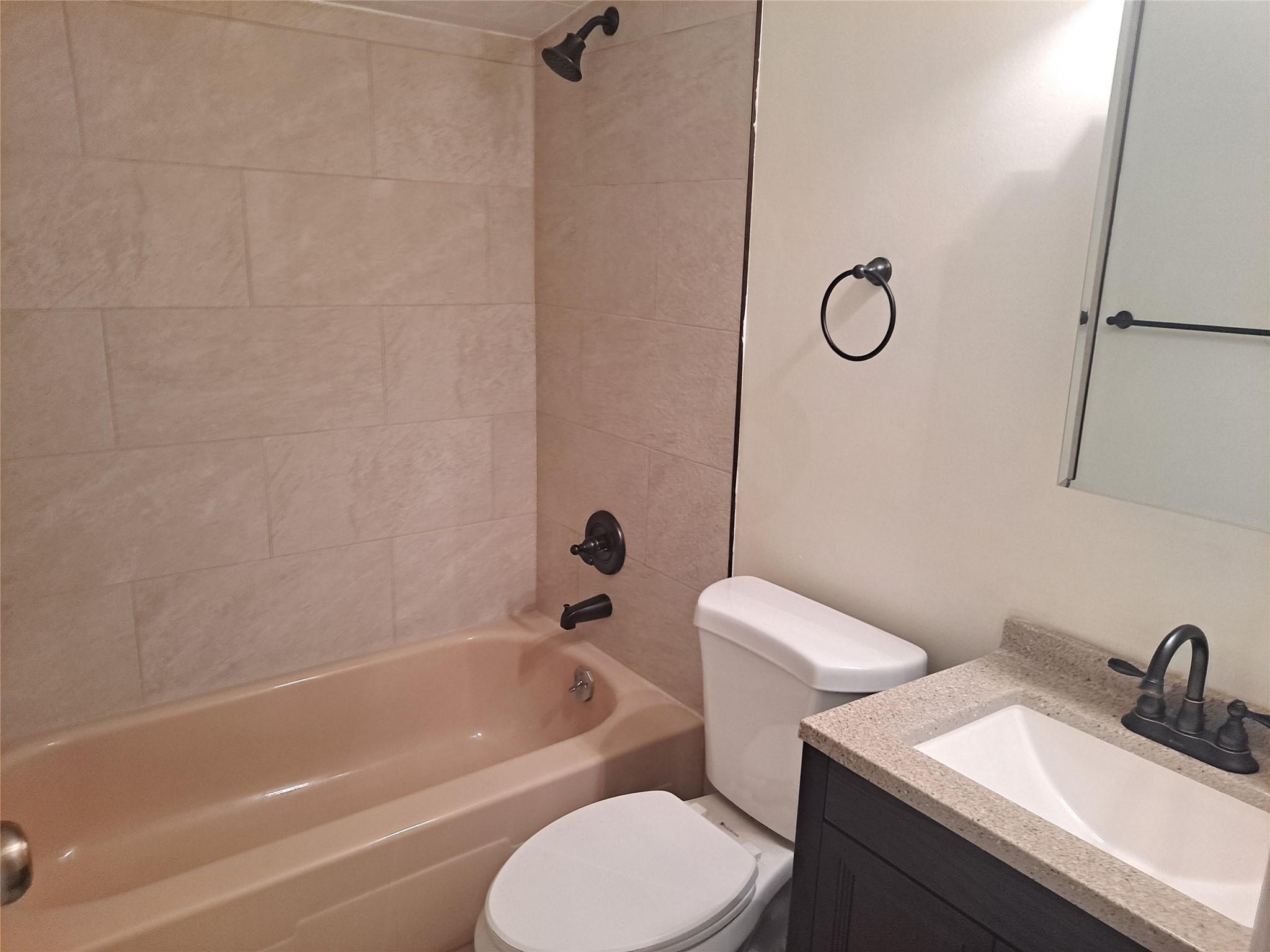 16 Cedar Drive 2nd Fl