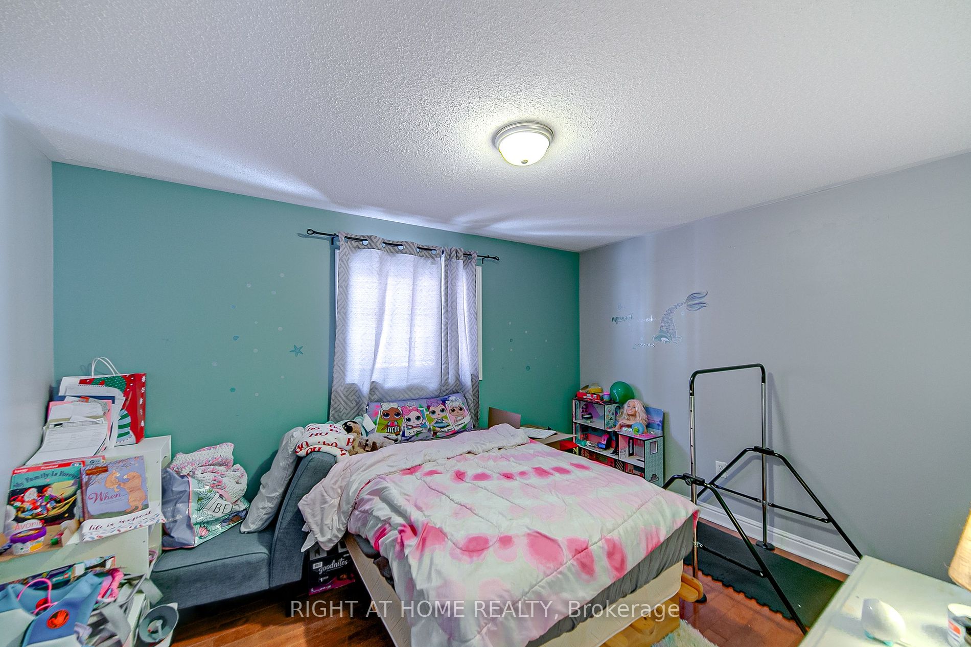 140 E Hanmer St