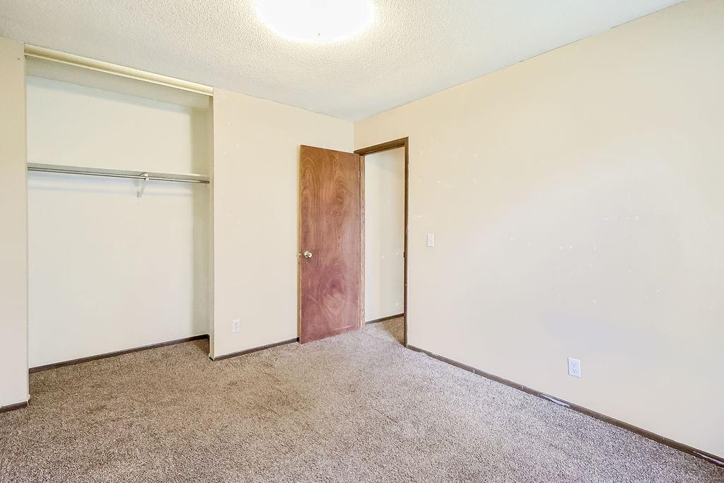 409 S Catalpa Street