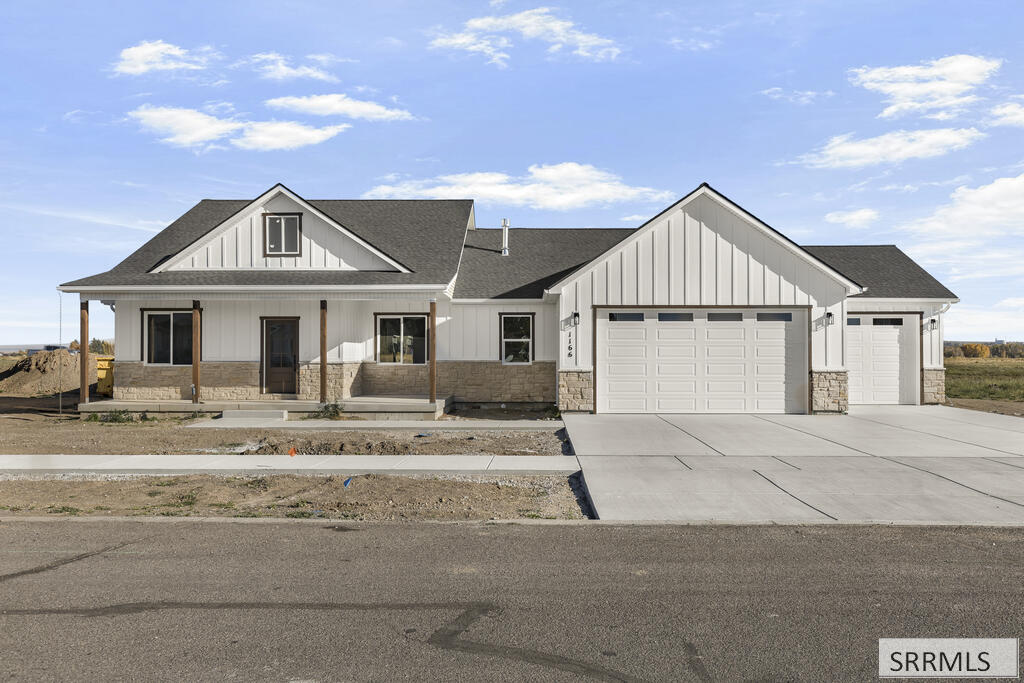 1166 Castle Pines Road