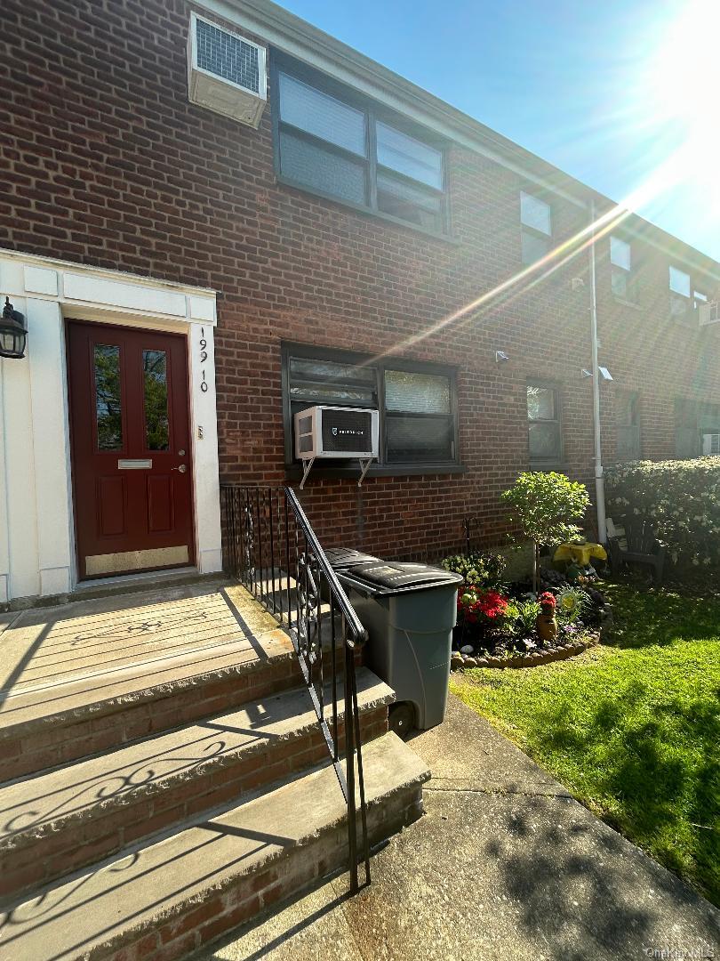 Clearview Gardens Coop One Bedroom (Lower Level Unit ,610 Square Footage) Located In A Short Well Maintained Parklike Courtyard In The Most Desirable, Convenient To Everything Section Of The Development. Updated Kitchen With New Full Size Washer And Dryer In The Unit, New Stove With Exhaust Vent (Vented Out Of The Unit) Updated Electrical  Circuits Breakers, LivingRoom,DiningArea,Bedroom All On Hardwood Floors, Three Closets, Original Maintained  Retro Styled Bathroom, New LivingRoom Air Conditioner, Free Public Basement Storage, Parking Spot and Garage Available (Wait List) Close To NYC Local And Express Bus,Shopping,Dining,Major Roadway Access,Parks,Plenty Of Street Parking,Whitestone District 25 School System. Access To Join Whitestone Booster Beach Club.