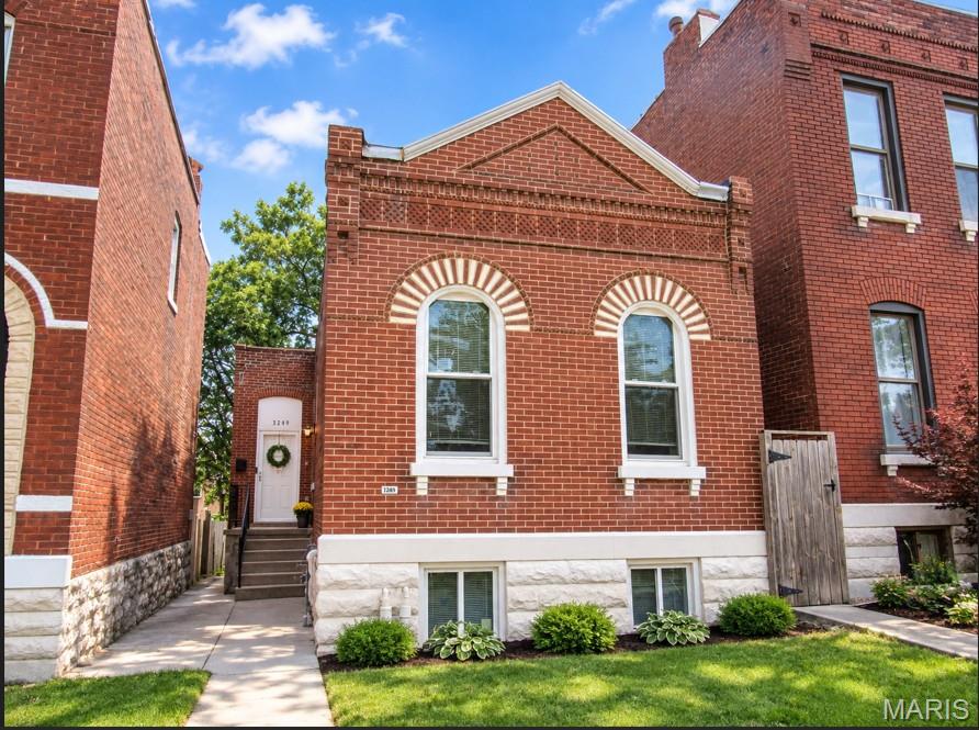 3249 Michigan Avenue