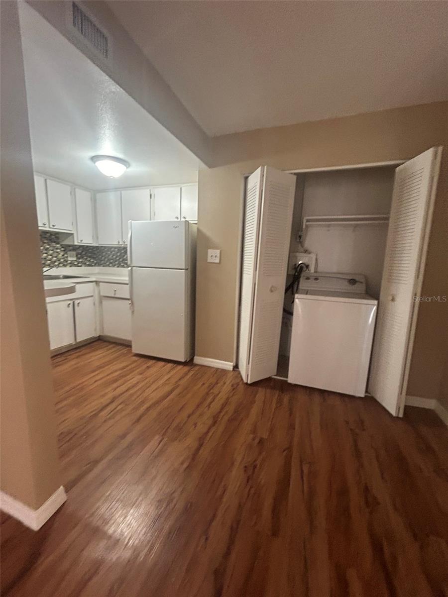 618 Orange Drive 212