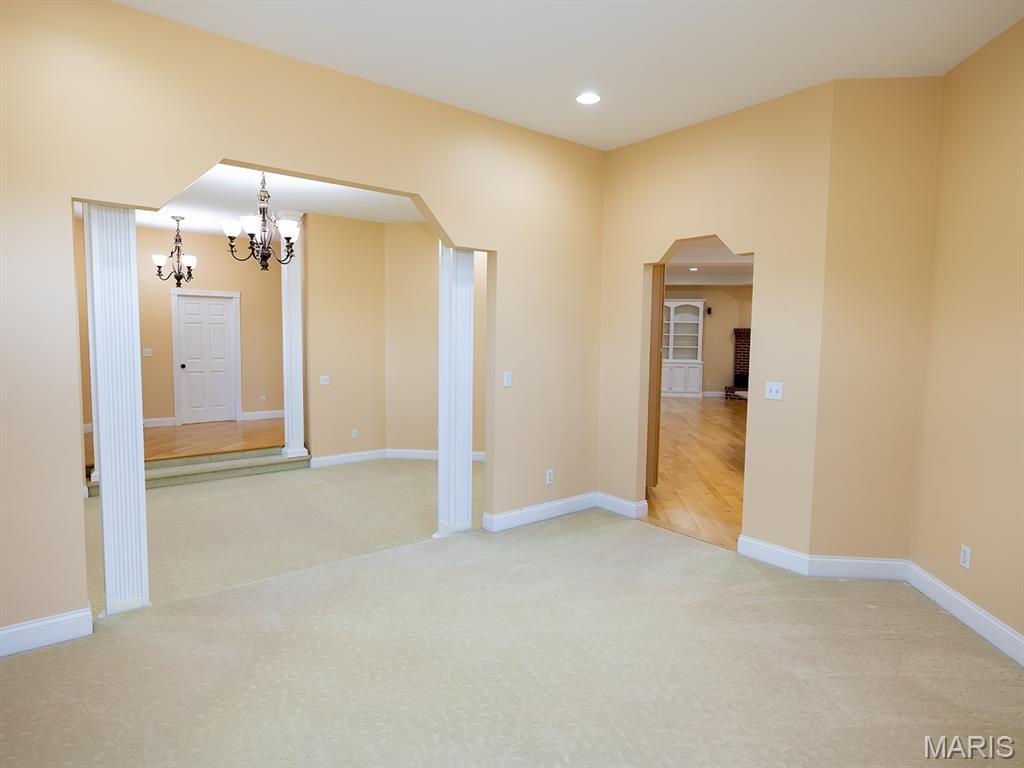 171 Rolling Meadows