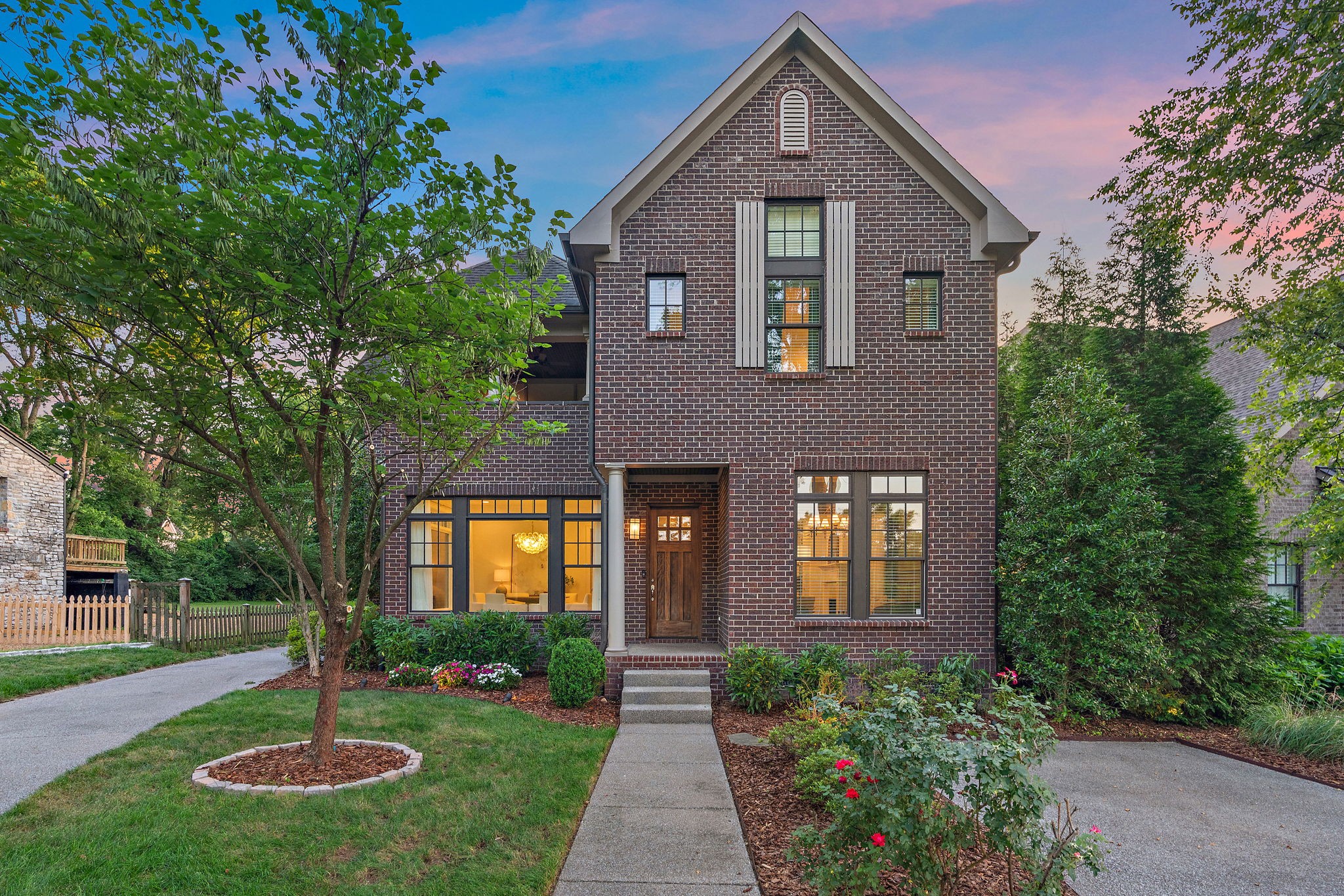 Convenient & low maintenance living in the heart of Belle Meade Highlands! Fully refreshed and move-in ready  -Zoned Julia Green! Fabulous kitchen for entertaining, Formal Dining, two living rooms and home office. Gorgeous hardwoods, 10ft ceilings, His/Hers closets, two laundry rooms. Designer lighting, marble baths and 2 car garage. Screened-in porch, outdoor kitchen, putting green and fire pit with fully fenced back yard. Fully refreshed and move-in ready! Walk to Sam's Place, Little Rad, Fix Juice, Shops and more in Belle Meade!  Over looking Belle Meade Country Club golf course.