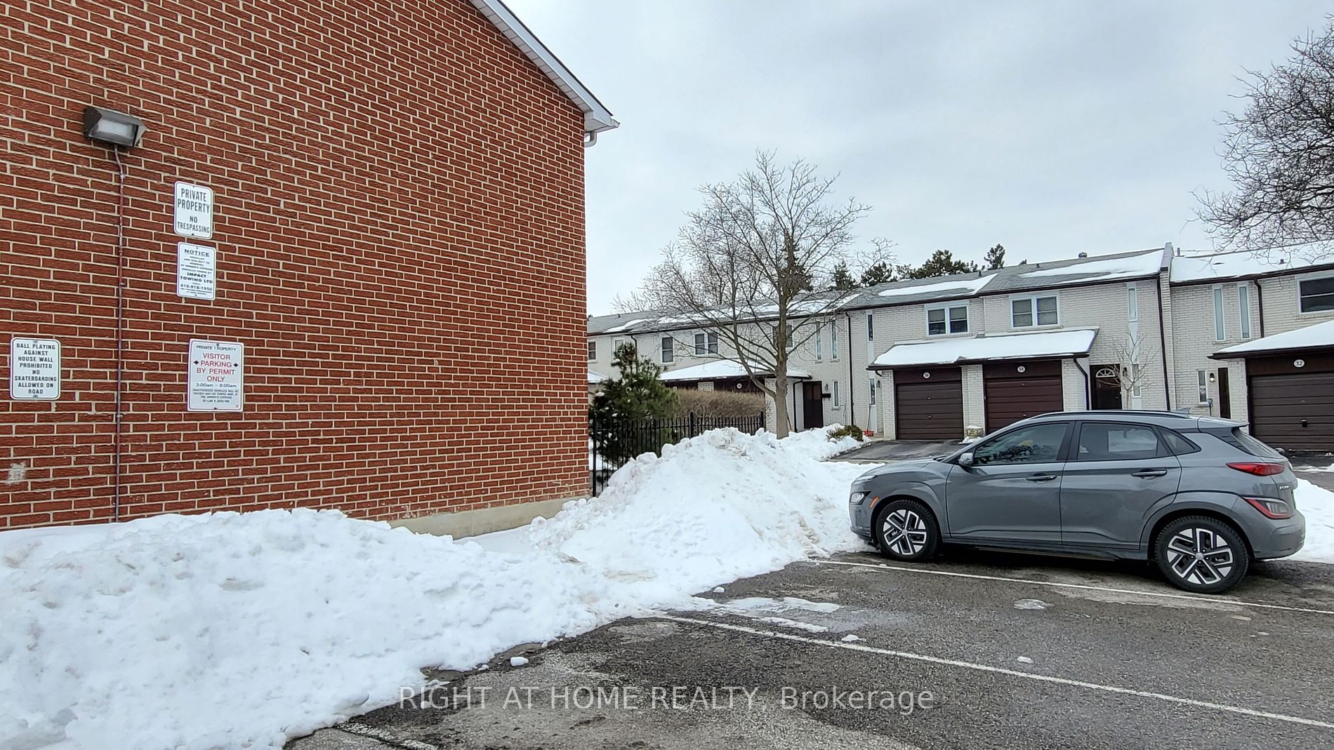 32 Niles Way