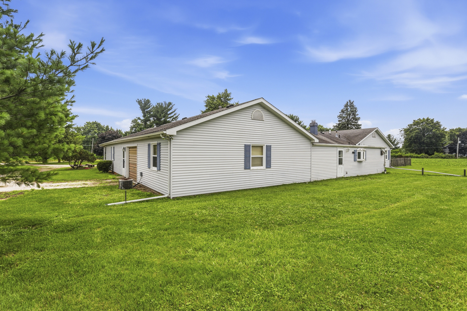 122 County Road 2150 North