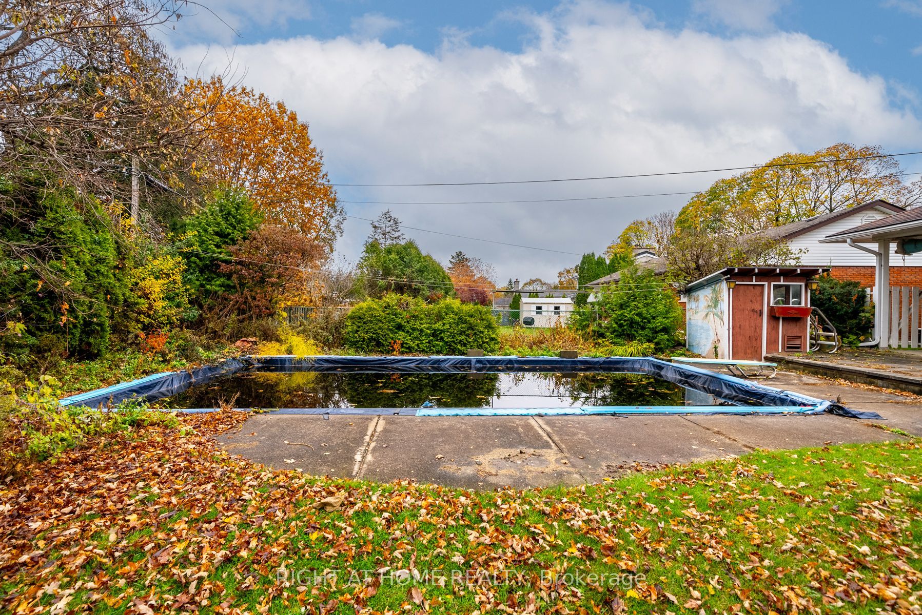 8 Sunset Dr