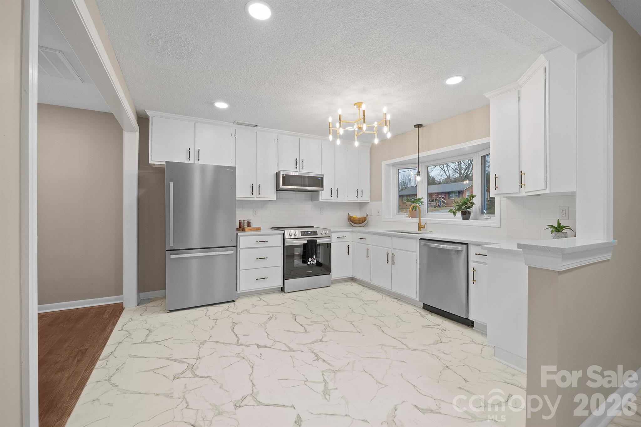 8928 Singingpine Road