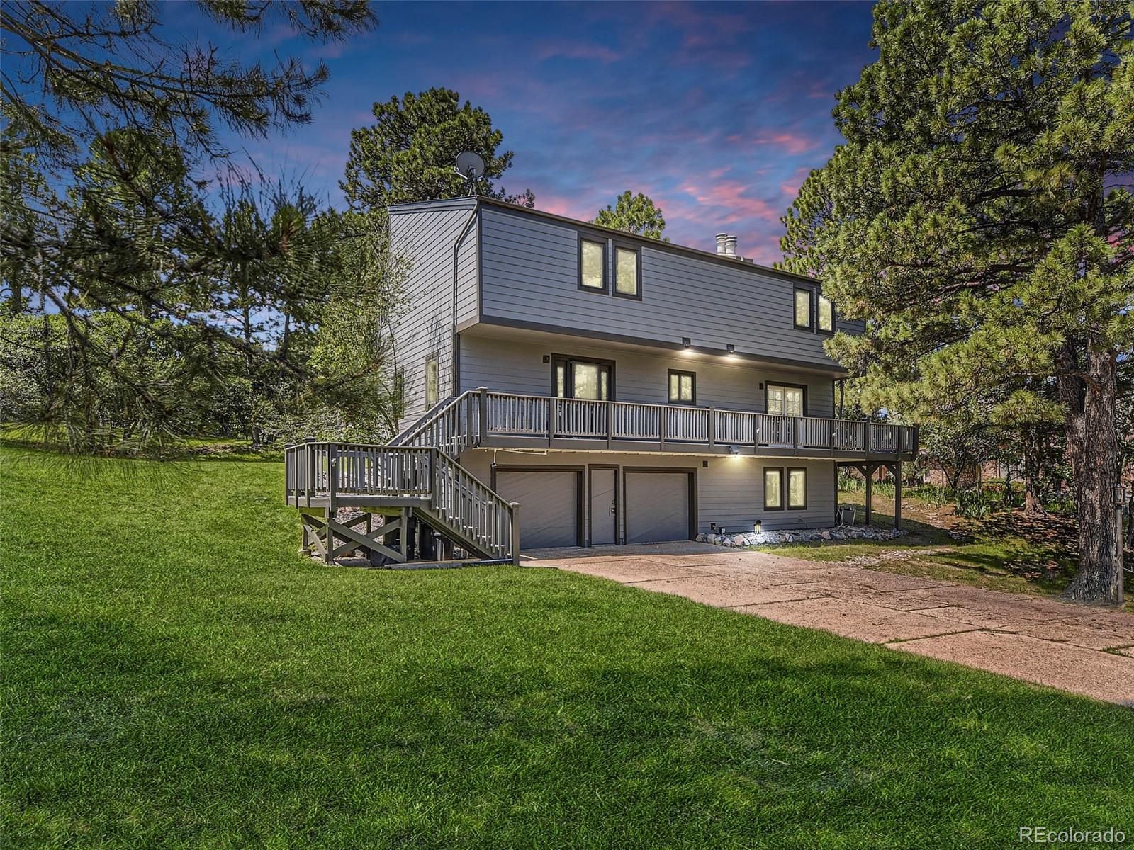 Homes for Sale in the Pinery Neigbhorhood