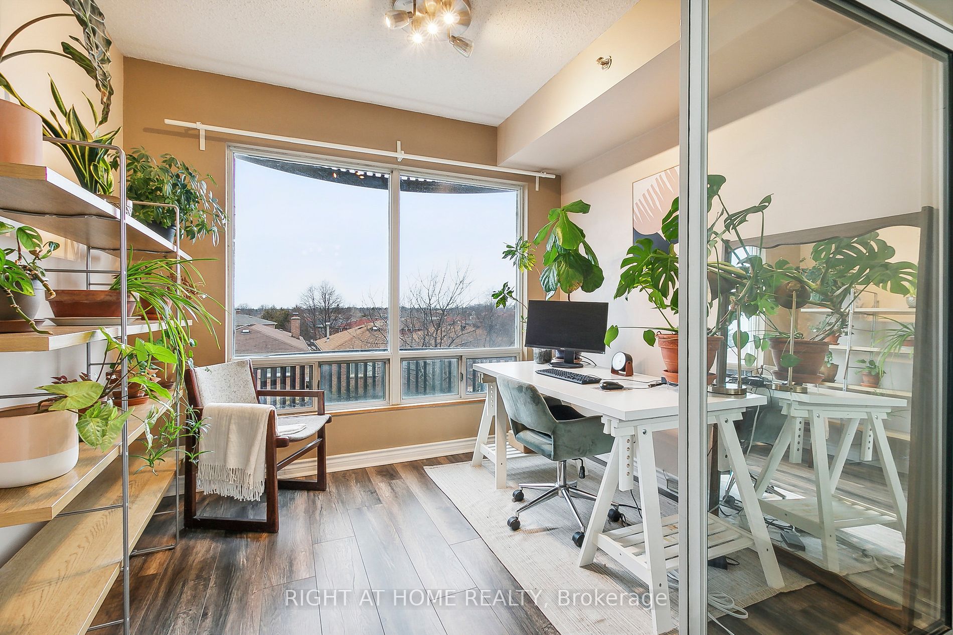 5800 E Sheppard Ave 304