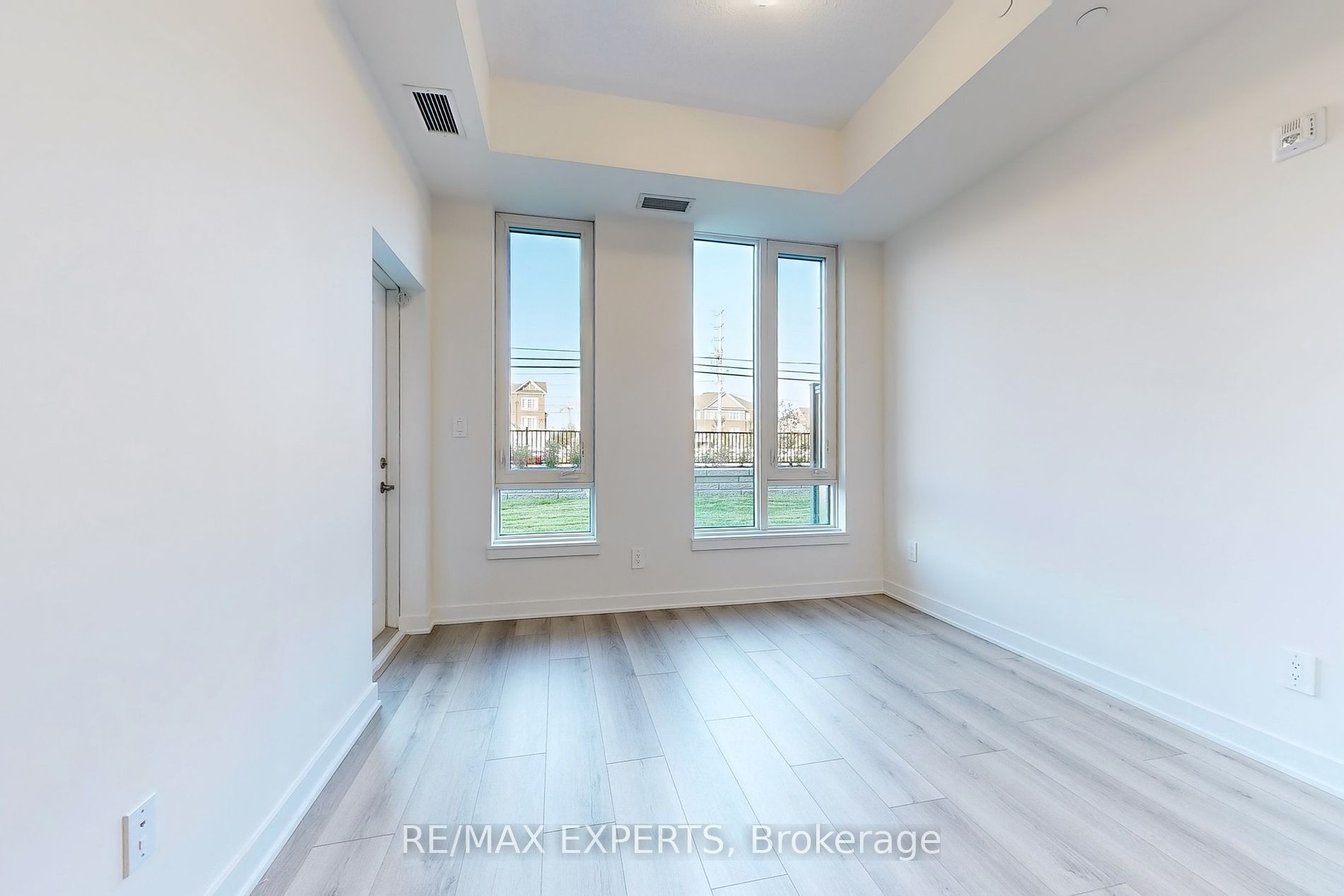 1440 Clarriage Crt 106