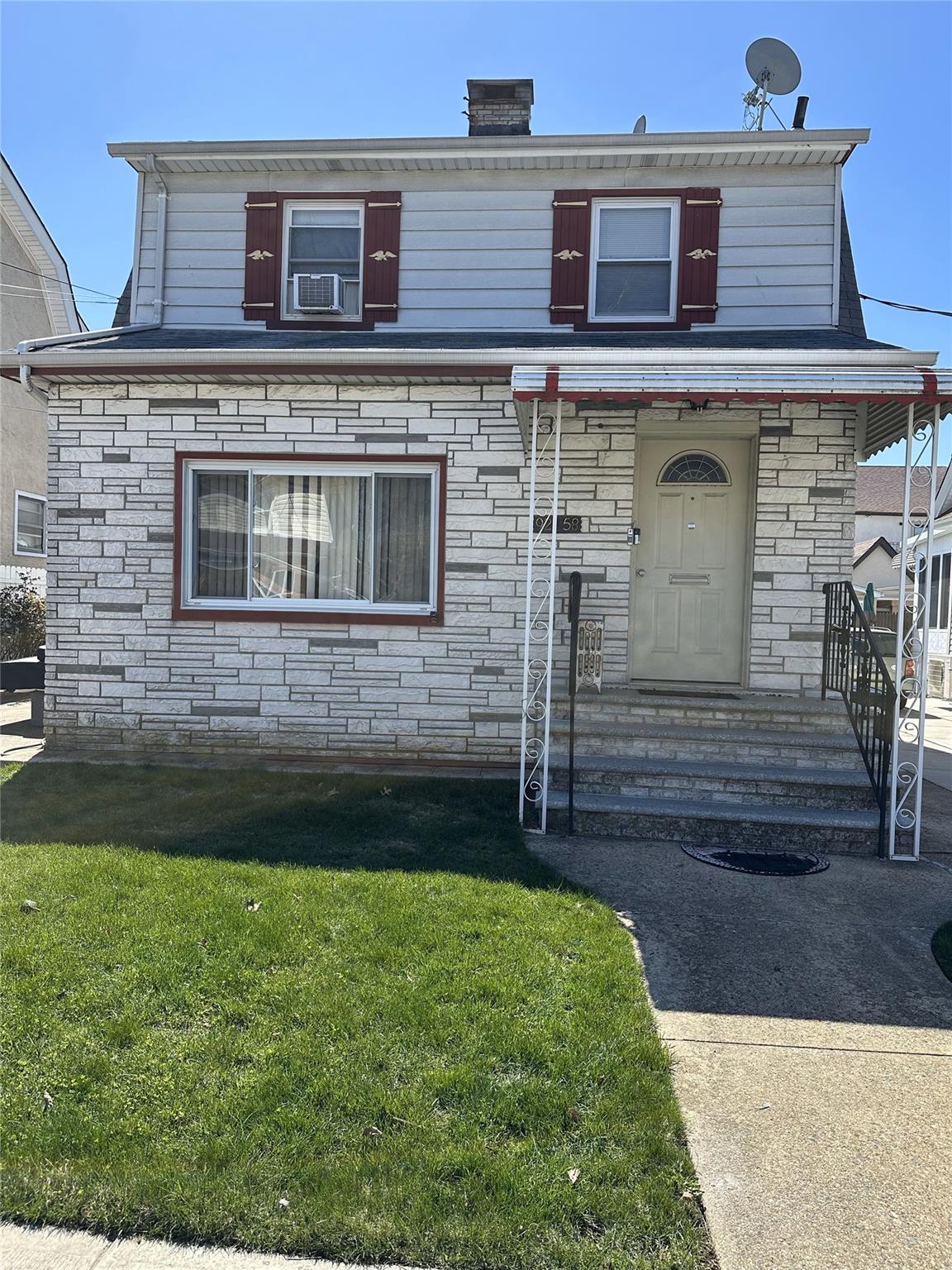 Great two family home on 40x100 lot. First floor features living room, eat in kitchen, two bedrooms and full bath. Second floor includes living room, kitchen one bedroom and full bath. Home also has a one car detached garage and a private driveway with room for four cars. All information including but not limited to taxes, lot size and age of property are not guaranteed and should be independently verified.