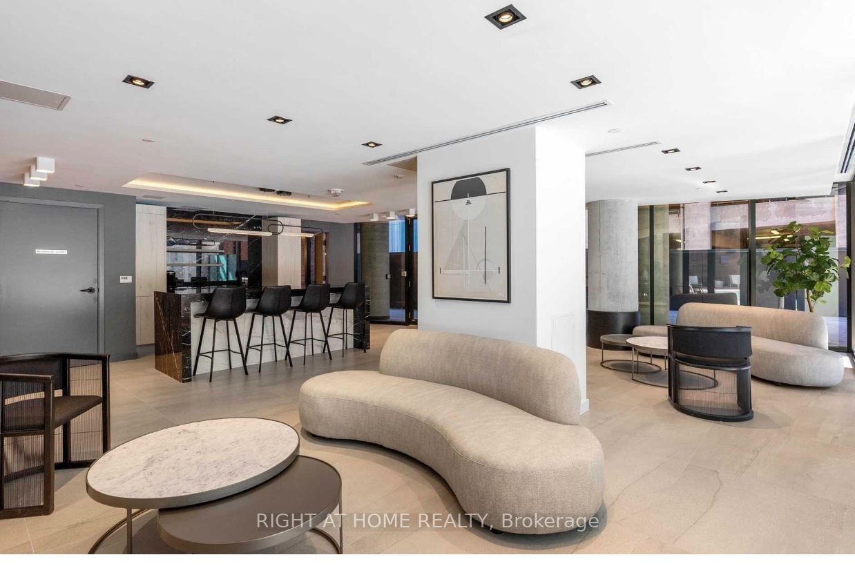 2A Church St St 2206