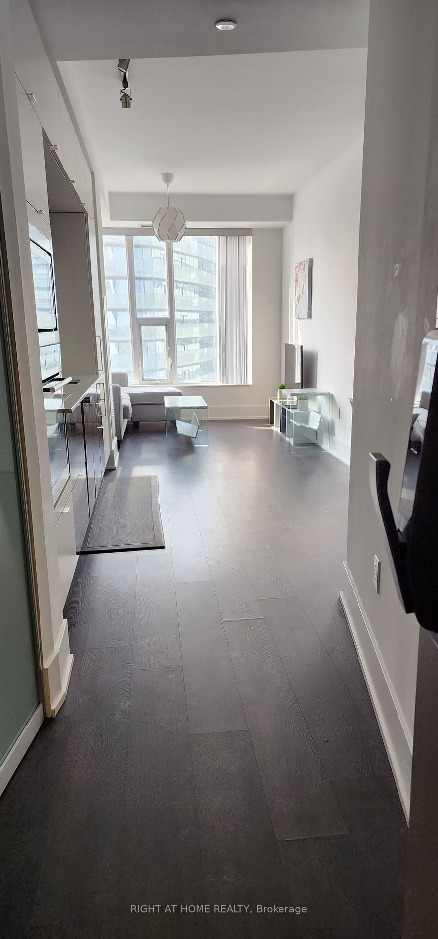 10 York St 3712