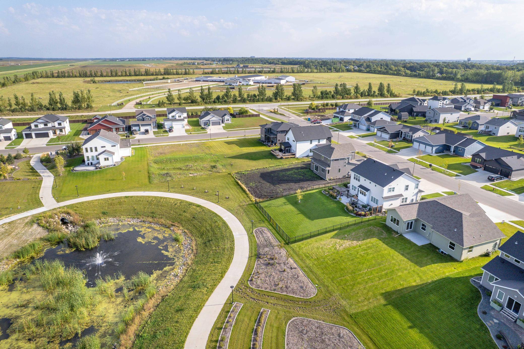 8825 Meadowlark Parkway