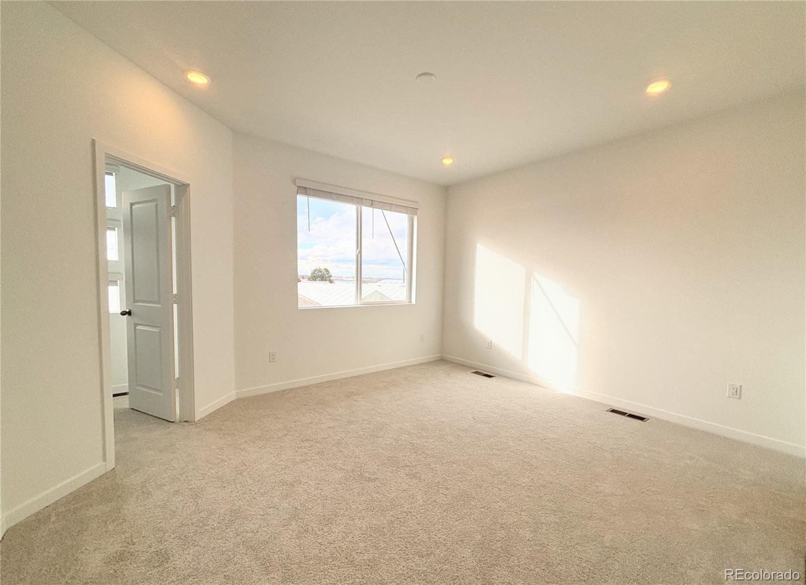 7646 S Cherokee Trail