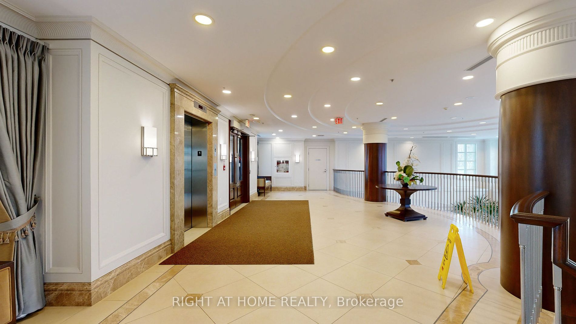 10 Bloorview Pl 1706