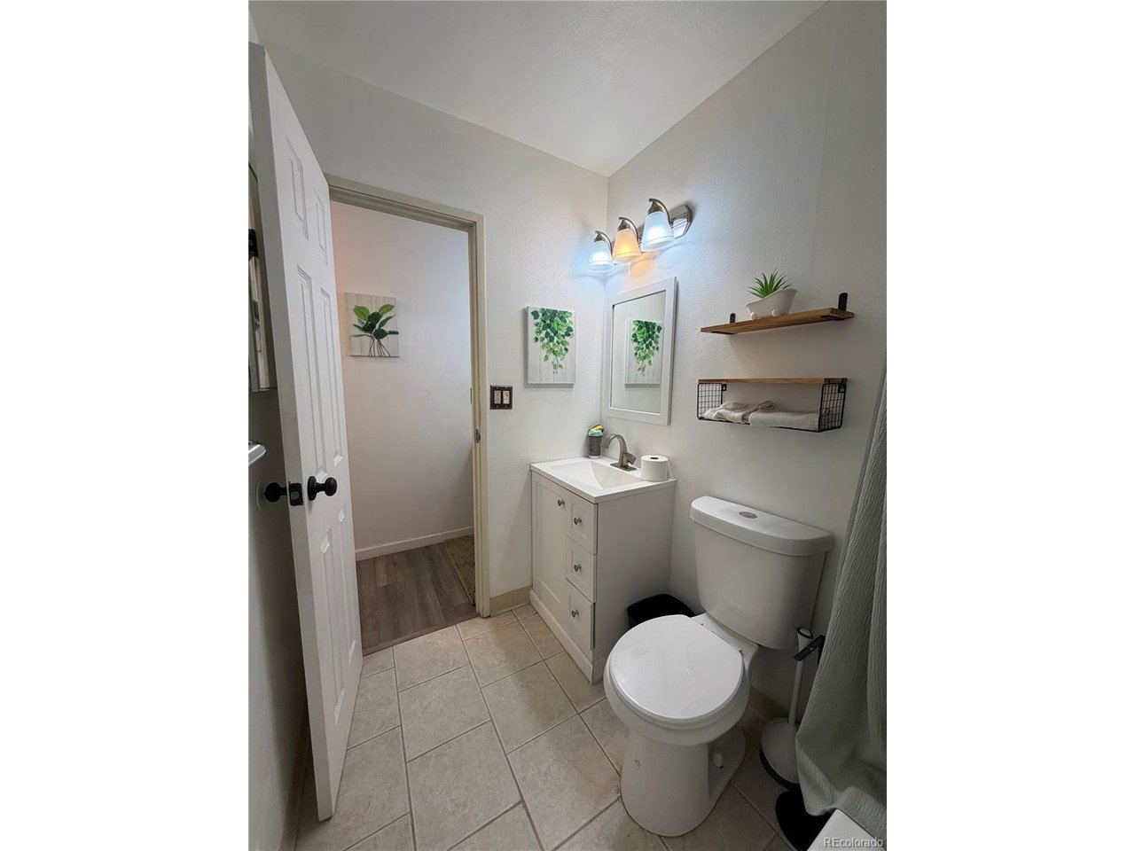 Welcome to 4110 Hale Parkway Unit 2C, a charming condo in the desirable Hale neighborhood with an unbeatable central Denver location. This home offers a bright and comfortable layout, great natural light, and a private balcony that gives you extra outdoor space to relax and enjoy the neighborhood. The solid brick building includes an elevator, common laundry on the main level, a deeded parking space, and a private storage unit for added convenience. Located just blocks from Rose Medical Center and National Jewish Health, with easy access to Lindsley Park, Trader Joe's, City Park, Postino, Blue Pan Pizza, Hopdoddy, Snooze, Culinary Dropout, and the shops and restaurants along Colorado Boulevard. With a private balcony, dedicated parking, extra storage, and a location close to parks, dining, shopping, and medical campuses, this condo is a great opportunity to enjoy easy Denver living.