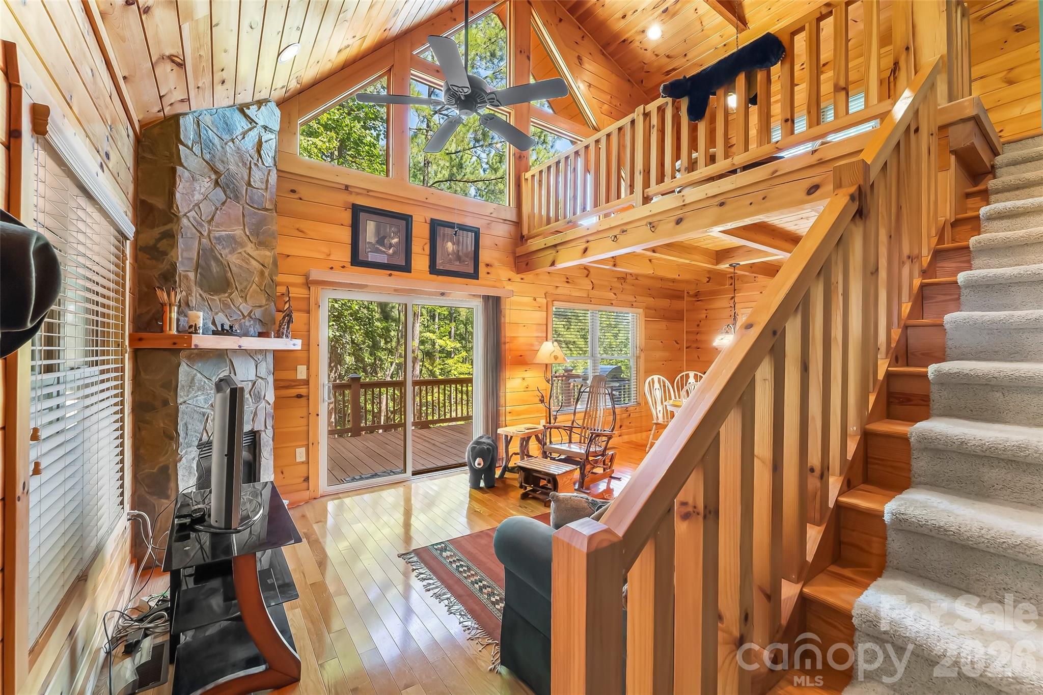 77 Dunn Trail